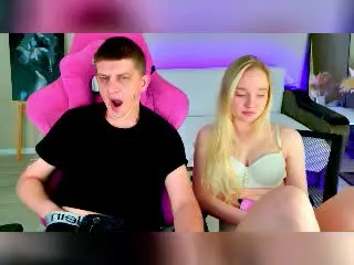 Xlovecam Private Sex Chat of ShawtyMiaAndJack
