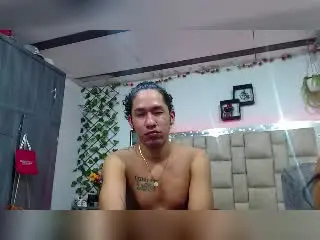 Xlovecam Adult Webcam of MollyXDamiam